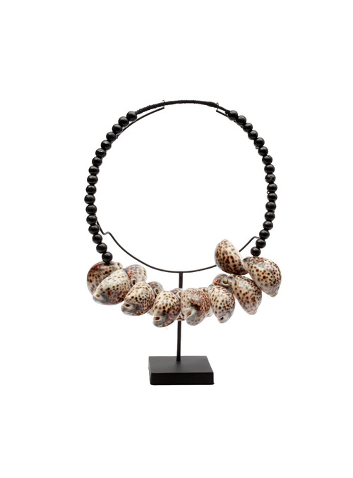 Le Collier Cowrie Tigre En...