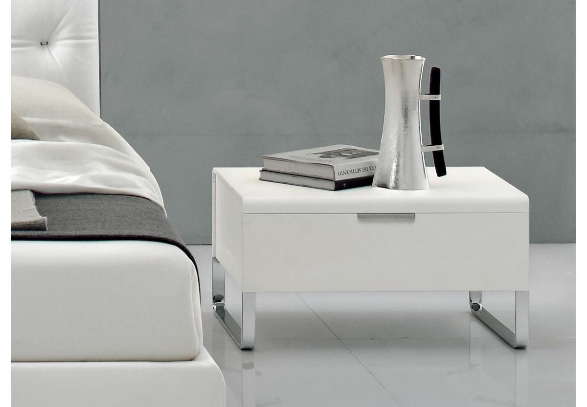 TABLE DE CHEVET ESPRIT BLANC